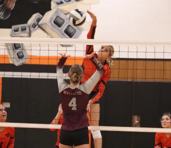 Rams down Waterloo in straight sets